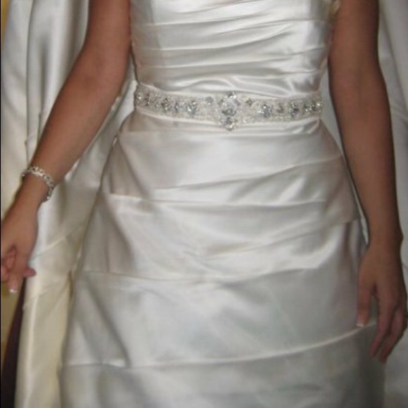 Wedding dress / Michelle Roth / Kleinfelds - Picture 4 of 8
